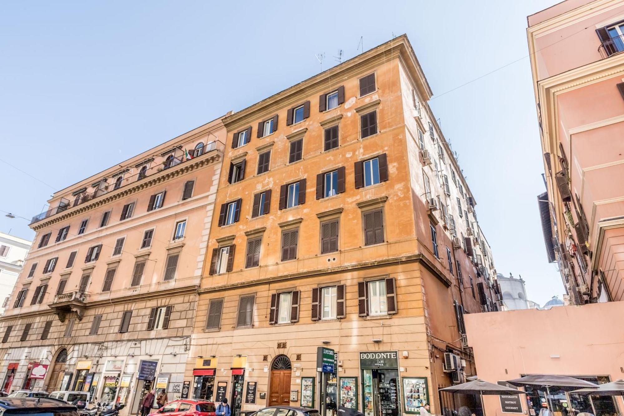 Cozy - Newly Renovated Near Vatican Apartment